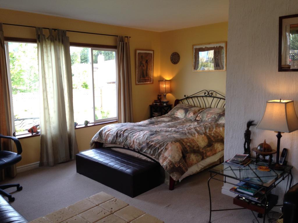 Heather Place Inn Nanaimo Room photo